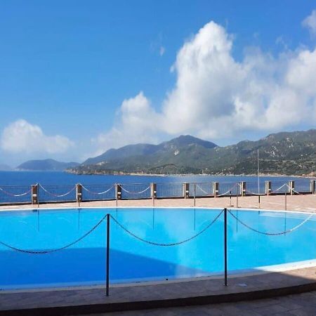 Appartamento Sul Mare Teulada Exterior foto